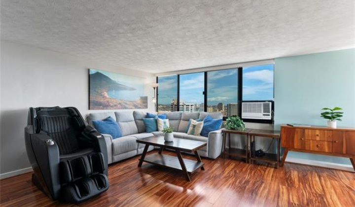 343 Hobron Lane,Honolulu,Hawaii,96815,2 Bedrooms Bedrooms,2 BathroomsBathrooms,Condo/Townhouse,Hobron,44,18277541