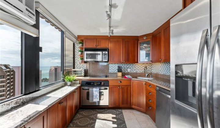 343 Hobron Lane,Honolulu,Hawaii,96815,2 Bedrooms Bedrooms,2 BathroomsBathrooms,Condo/Townhouse,Hobron,44,18277541
