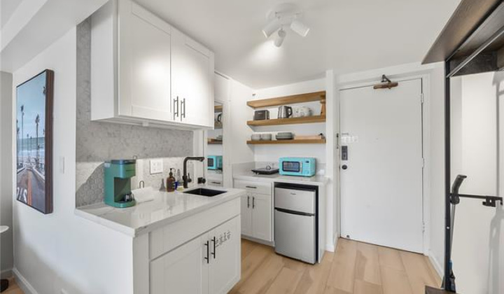 445 Seaside Avenue,Honolulu,Hawaii,96815,1 バスルームバスルーム,コンド / タウンハウス,Seaside,24,19448841