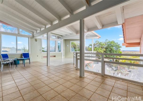 933 Kapoho Place,Honolulu,Hawaii,96825,3 ベッドルーム ベッドルーム,3 バスルームバスルーム,一戸建て,Kapoho,18277643