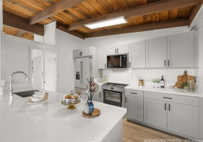 3824 Harding Avenue,Honolulu,Hawaii,96816,5 Bedrooms Bedrooms,2 BathroomsBathrooms,Single family,Harding,18277645