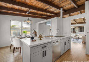 3824 Harding Avenue,Honolulu,Hawaii,96816,5 Bedrooms Bedrooms,2 BathroomsBathrooms,Single family,Harding,18277645
