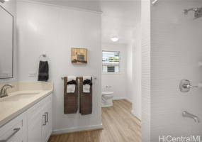 3824 Harding Avenue,Honolulu,Hawaii,96816,5 Bedrooms Bedrooms,2 BathroomsBathrooms,Single family,Harding,18277645