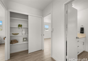 3824 Harding Avenue,Honolulu,Hawaii,96816,5 Bedrooms Bedrooms,2 BathroomsBathrooms,Single family,Harding,18277645
