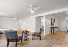 3824 Harding Avenue,Honolulu,Hawaii,96816,5 Bedrooms Bedrooms,2 BathroomsBathrooms,Single family,Harding,18277645