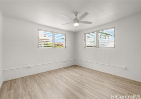 3824 Harding Avenue,Honolulu,Hawaii,96816,5 Bedrooms Bedrooms,2 BathroomsBathrooms,Single family,Harding,18277645