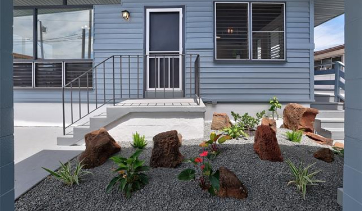 3824 Harding Avenue,Honolulu,Hawaii,96816,5 Bedrooms Bedrooms,2 BathroomsBathrooms,Single family,Harding,18277645