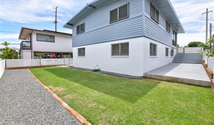 3824 Harding Avenue,Honolulu,Hawaii,96816,5 Bedrooms Bedrooms,2 BathroomsBathrooms,Single family,Harding,18277645
