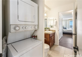 1778 Ala Moana Boulevard,Honolulu,Hawaii,96815,2 Bedrooms Bedrooms,2 BathroomsBathrooms,Condo/Townhouse,Ala Moana,34,18732438