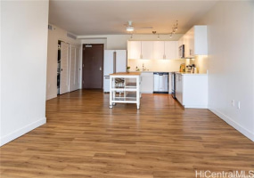 888 Kapiolani Boulevard,Honolulu,Hawaii,96813,1 Bedroom Bedrooms,1 BathroomBathrooms,Condo/Townhouse,Kapiolani,20,18880416