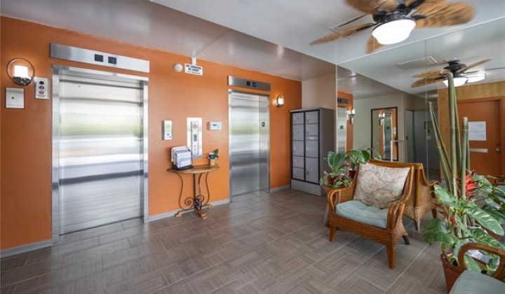 2233 Ala Wai Boulevard,Honolulu,Hawaii,96815,1 Bedroom Bedrooms,1 BathroomBathrooms,Condo/Townhouse,Ala Wai,10,18785974