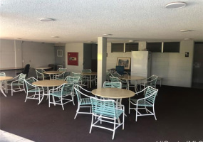 647 Kunawai Lane,Honolulu,Hawaii,96817,2 Bedrooms Bedrooms,1 BathroomBathrooms,Condo/Townhouse,Kunawai,5,18732801