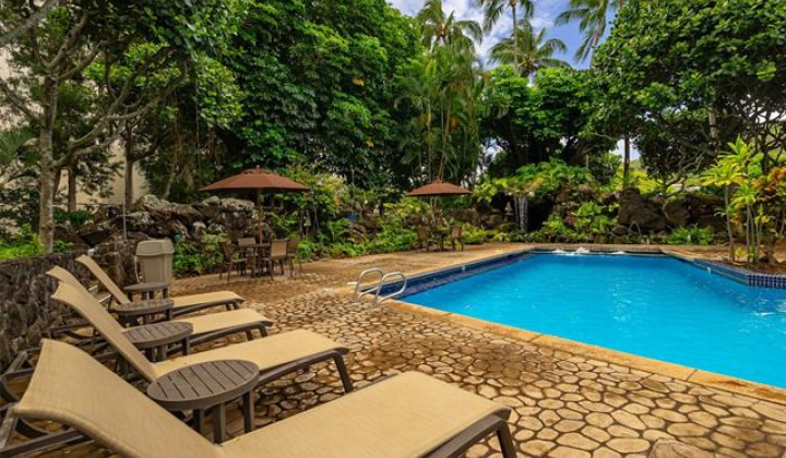 555 Hahaione Street,Honolulu,Hawaii,96825,1 Bedroom Bedrooms,2 BathroomsBathrooms,Condo/Townhouse,Hahaione,9,19449518