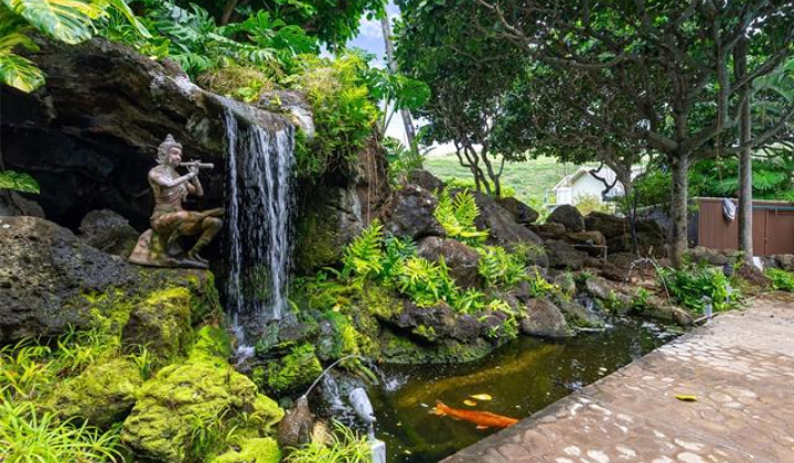 555 Hahaione Street,Honolulu,Hawaii,96825,1 Bedroom Bedrooms,2 BathroomsBathrooms,Condo/Townhouse,Hahaione,9,19449518