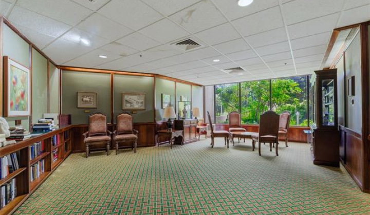 555 Hahaione Street,Honolulu,Hawaii,96825,1 Bedroom Bedrooms,2 BathroomsBathrooms,Condo/Townhouse,Hahaione,9,19449518
