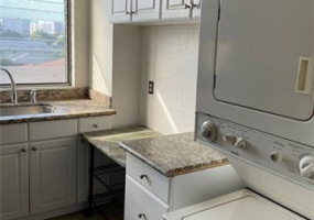 1555 Pohaku Street,Honolulu,Hawaii,96817,1 ベッドルーム ベッドルーム,1 バスルームバスルーム,コンド / タウンハウス,Pohaku,3,18278349