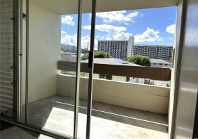 1555 Pohaku Street,Honolulu,Hawaii,96817,1 ベッドルーム ベッドルーム,1 バスルームバスルーム,コンド / タウンハウス,Pohaku,3,18278349