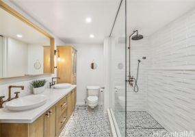 2979 Kalakaua Avenue,Honolulu,Hawaii,96815,1 Bedroom Bedrooms,1 BathroomBathrooms,Condo/Townhouse,Kalakaua,8,18278360