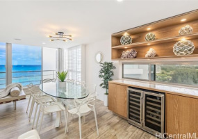 2979 Kalakaua Avenue,Honolulu,Hawaii,96815,1 Bedroom Bedrooms,1 BathroomBathrooms,Condo/Townhouse,Kalakaua,8,18278360