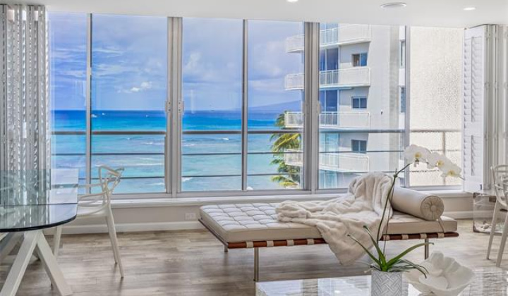 2979 Kalakaua Avenue,Honolulu,Hawaii,96815,1 Bedroom Bedrooms,1 BathroomBathrooms,Condo/Townhouse,Kalakaua,8,18278360