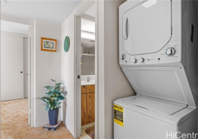 1717 Mott Smith Drive,Honolulu,Hawaii,96822,2 ベッドルーム ベッドルーム,2 バスルームバスルーム,コンド / タウンハウス,Mott Smith,17,18278404