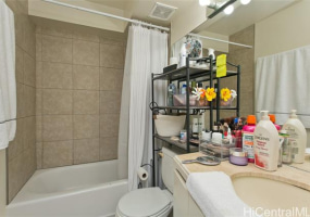 1750 Kalakaua Avenue,Honolulu,Hawaii,96826,1 BathroomBathrooms,Condo/Townhouse,Kalakaua,17,18278635