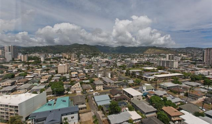 1750 Kalakaua Avenue,Honolulu,Hawaii,96826,1 BathroomBathrooms,Condo/Townhouse,Kalakaua,17,18278635