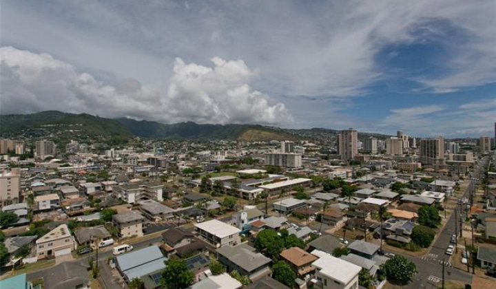 1750 Kalakaua Avenue,Honolulu,Hawaii,96826,1 BathroomBathrooms,Condo/Townhouse,Kalakaua,17,18278635