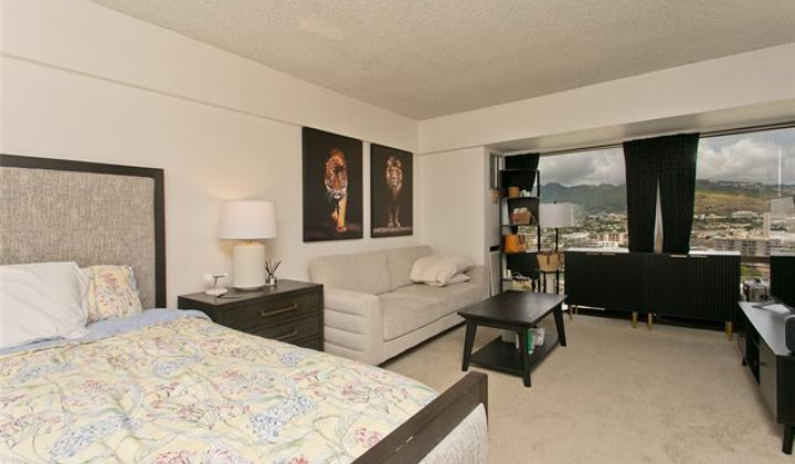 1750 Kalakaua Avenue,Honolulu,Hawaii,96826,1 BathroomBathrooms,Condo/Townhouse,Kalakaua,17,18278635