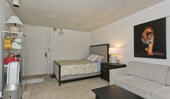 1750 Kalakaua Avenue,Honolulu,Hawaii,96826,1 BathroomBathrooms,Condo/Townhouse,Kalakaua,17,18278635