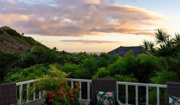 1510 Kalaniiki Street,Honolulu,Hawaii,96821,3 Bedrooms Bedrooms,2 BathroomsBathrooms,Single family,Kalaniiki,18279050