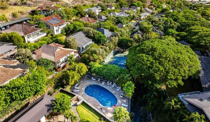 1510 Kalaniiki Street,Honolulu,Hawaii,96821,3 Bedrooms Bedrooms,2 BathroomsBathrooms,Single family,Kalaniiki,18279050