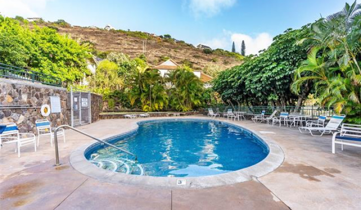 1510 Kalaniiki Street,Honolulu,Hawaii,96821,3 Bedrooms Bedrooms,2 BathroomsBathrooms,Single family,Kalaniiki,18279050