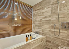 383 Kalaimoku Street,Honolulu,Hawaii,96815,1 BathroomBathrooms,Condo/Townhouse,Kalaimoku,20,18279374