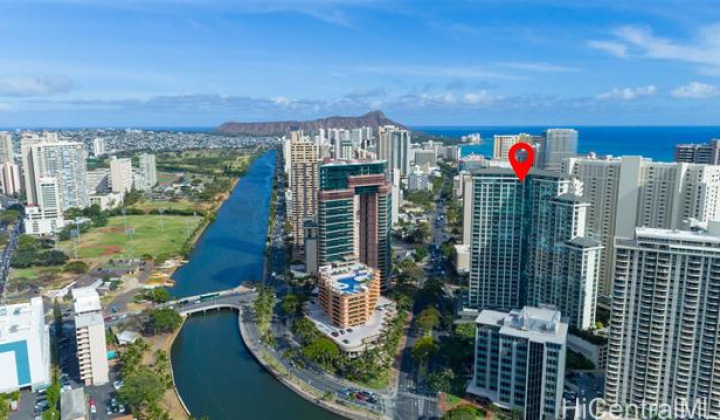1837 Kalakaua Avenue,Honolulu,Hawaii,96815,3 Bedrooms Bedrooms,2 BathroomsBathrooms,Condo/Townhouse,Kalakaua,33,18735063