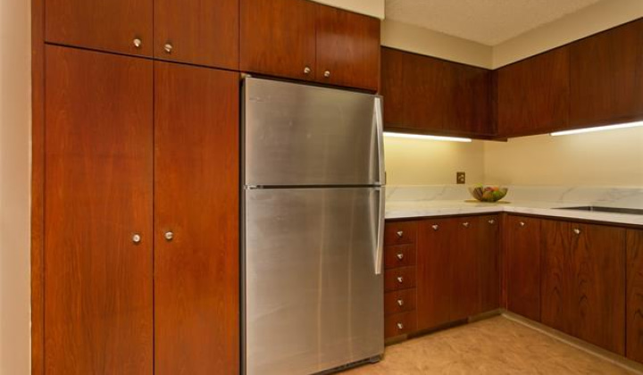 1650 Ala Moana Boulevard,Honolulu,Hawaii,96815,1 Bedroom Bedrooms,1 BathroomBathrooms,Condo/Townhouse,Ala Moana,20,18280697