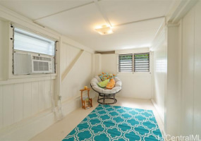3242 Hinano Street,Honolulu,Hawaii,96815,5 ベッドルーム ベッドルーム,2 バスルームバスルーム,一戸建て,Hinano,18281215