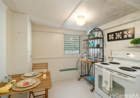 3242 Hinano Street,Honolulu,Hawaii,96815,5 ベッドルーム ベッドルーム,2 バスルームバスルーム,一戸建て,Hinano,18281215