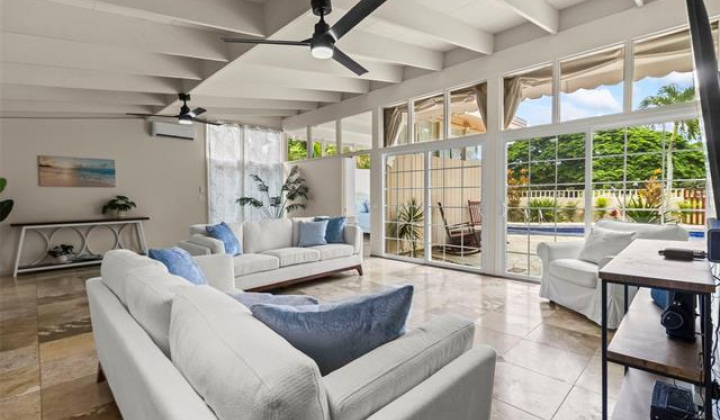 415 Iana Street,Kailua,Hawaii,96734,4 ベッドルーム ベッドルーム,4 バスルームバスルーム,一戸建て,Iana,19452666
