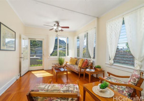 3242 Hinano Street,Honolulu,Hawaii,96815,5 ベッドルーム ベッドルーム,2 バスルームバスルーム,一戸建て,Hinano,18281215