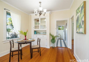 3242 Hinano Street,Honolulu,Hawaii,96815,5 ベッドルーム ベッドルーム,2 バスルームバスルーム,一戸建て,Hinano,18281215