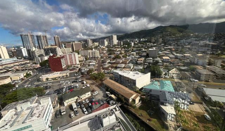 1750 Kalakaua Avenue,Honolulu,Hawaii,96826,1 BathroomBathrooms,Condo/Townhouse,Kalakaua,18,18281772