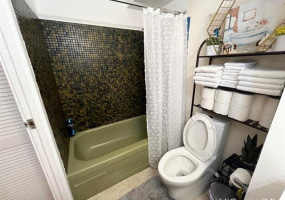 1750 Kalakaua Avenue,Honolulu,Hawaii,96826,1 BathroomBathrooms,Condo/Townhouse,Kalakaua,18,18281772