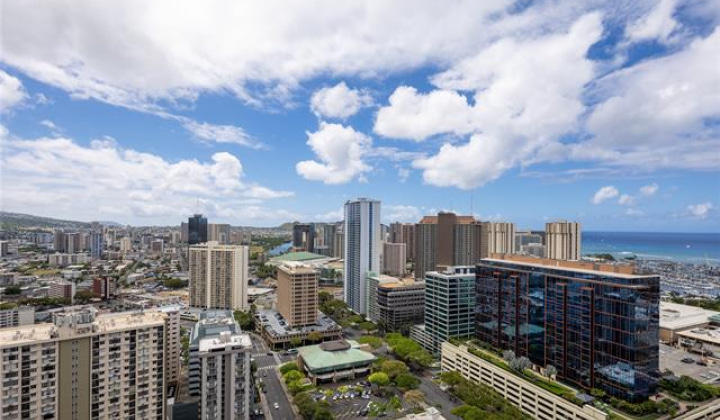 629 Keeaumoku Street,Honolulu,Hawaii,96814,1 ベッドルーム ベッドルーム,1 バスルームバスルーム,コンド / タウンハウス,Keeaumoku,33,19454374