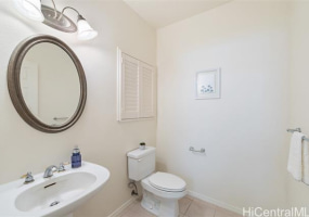 607 Isenberg Street,Honolulu,Hawaii,96826,1 Bedroom Bedrooms,1 BathroomBathrooms,Condo/Townhouse,Isenberg,2,17859757