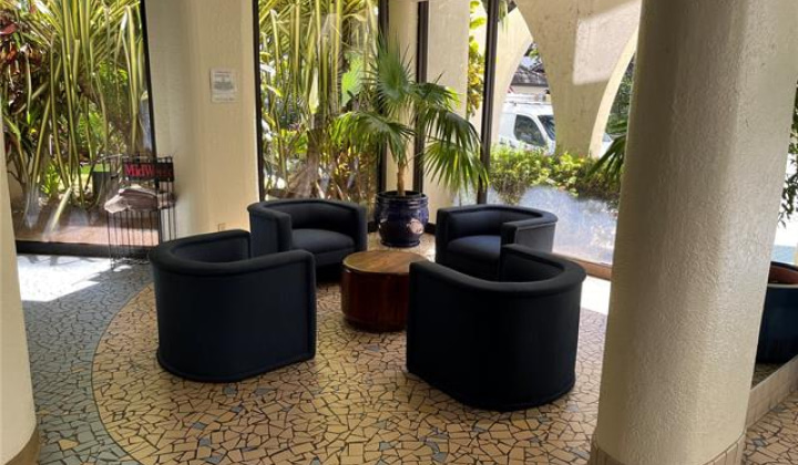 300 Wai Nani Way,Honolulu,Hawaii,96815,2 ベッドルーム ベッドルーム,2 バスルームバスルーム,コンド / タウンハウス,Wai Nani,24,18738370