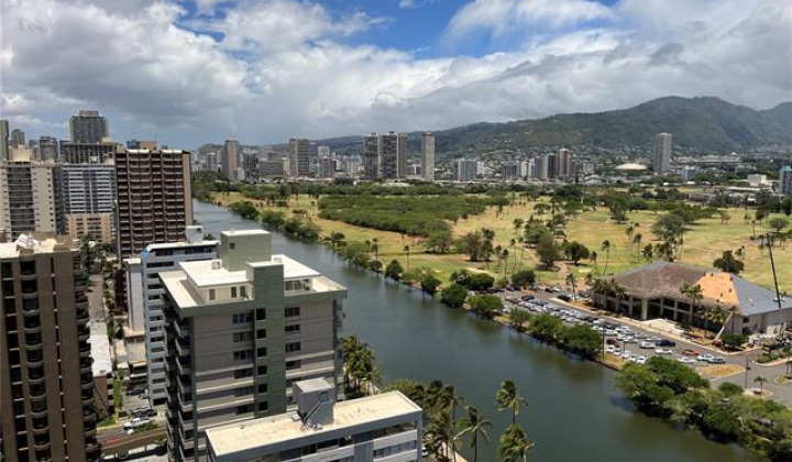 300 Wai Nani Way,Honolulu,Hawaii,96815,2 ベッドルーム ベッドルーム,2 バスルームバスルーム,コンド / タウンハウス,Wai Nani,24,18738370