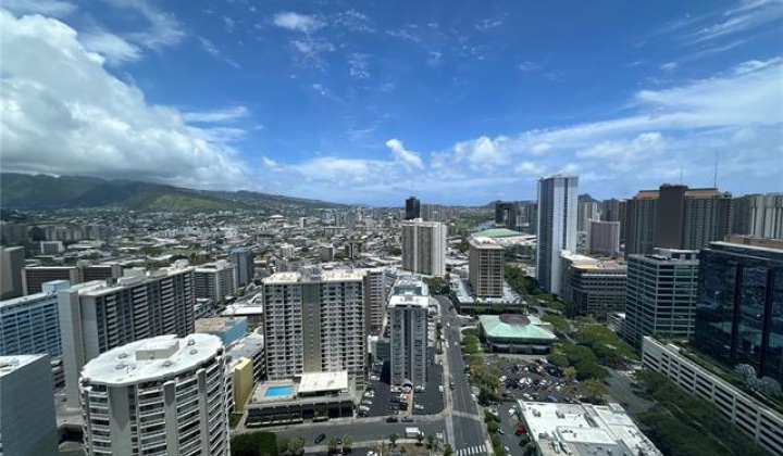 629 Keeaumoku Street,Honolulu,Hawaii,96814,2 ベッドルーム ベッドルーム,2 バスルームバスルーム,コンド / タウンハウス,Keeaumoku,33,18738419