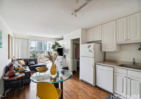 1655 Makaloa Street,Honolulu,Hawaii,96814,1 ベッドルーム ベッドルーム,1 バスルームバスルーム,コンド / タウンハウス,Makaloa,4,18282688