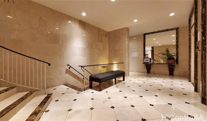 2895 Kalakaua Avenue,Honolulu,Hawaii,96815,1 Bedroom Bedrooms,1 BathroomBathrooms,Condo/Townhouse,Kalakaua,6,18282833